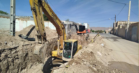 عملیات اجرای خطوط فاضلابرو شبکه مجموعه مسکن ملی شهر اقلید